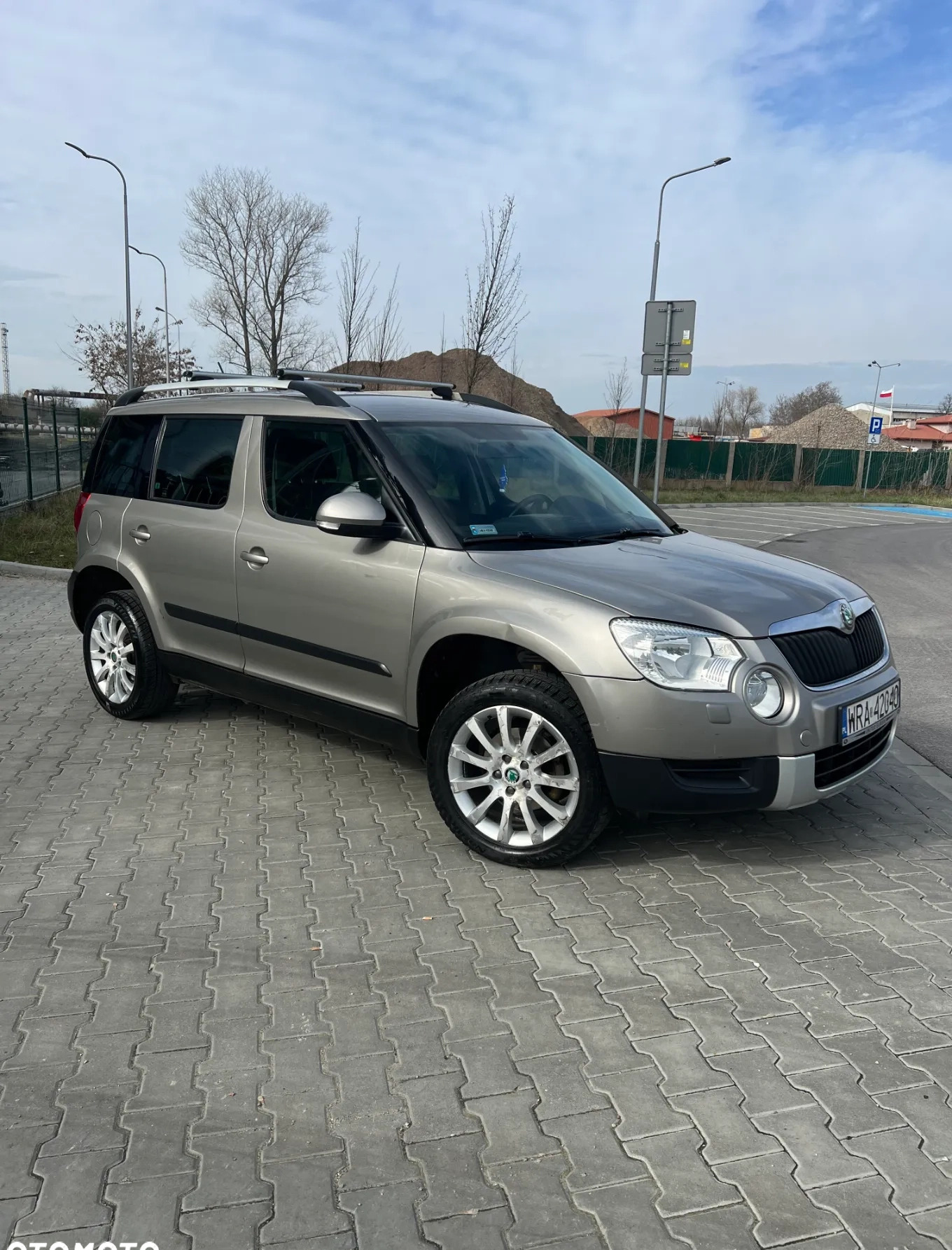 Skoda Yeti cena 28900 przebieg: 260000, rok produkcji 2011 z Radom małe 106